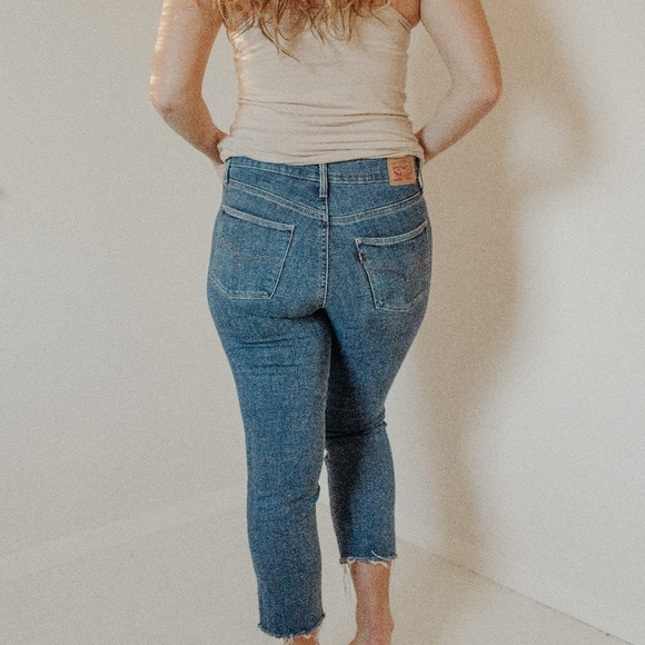 Levi's Denim - LAST CHANCE! Levi's Denim Frayed Crops